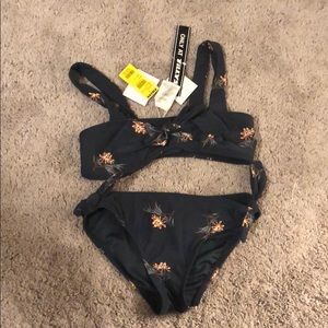 Tropical swimsuit from Tilly’s never worn